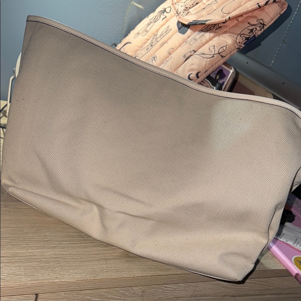 Coach insert/organizer with Tan Interior
Never used; Dimensions in last picture